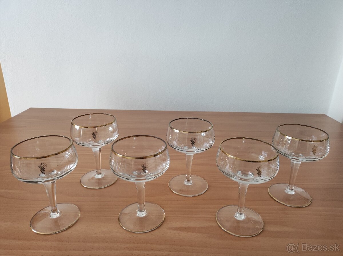 Krištáľ a iné - 14