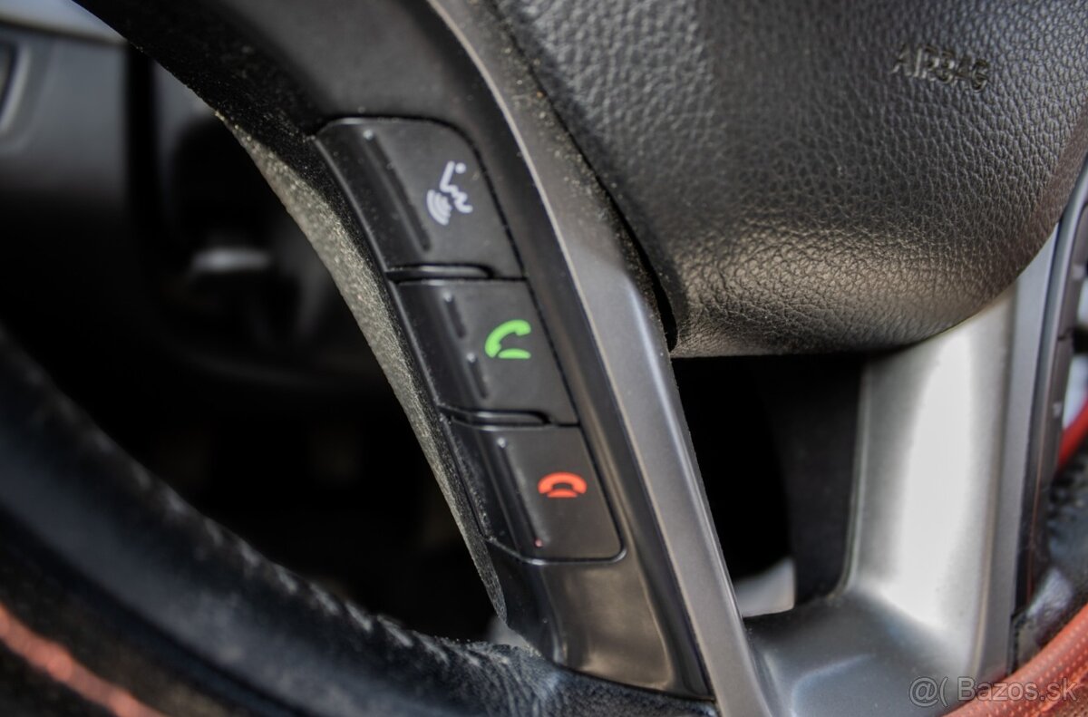 Hyundai i40 CW 1.7 CRDi Comfort - 14