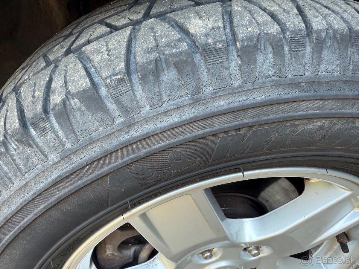 Jeep Grand Cherokee 3,0 CRD LAREDO 4x4 - 14