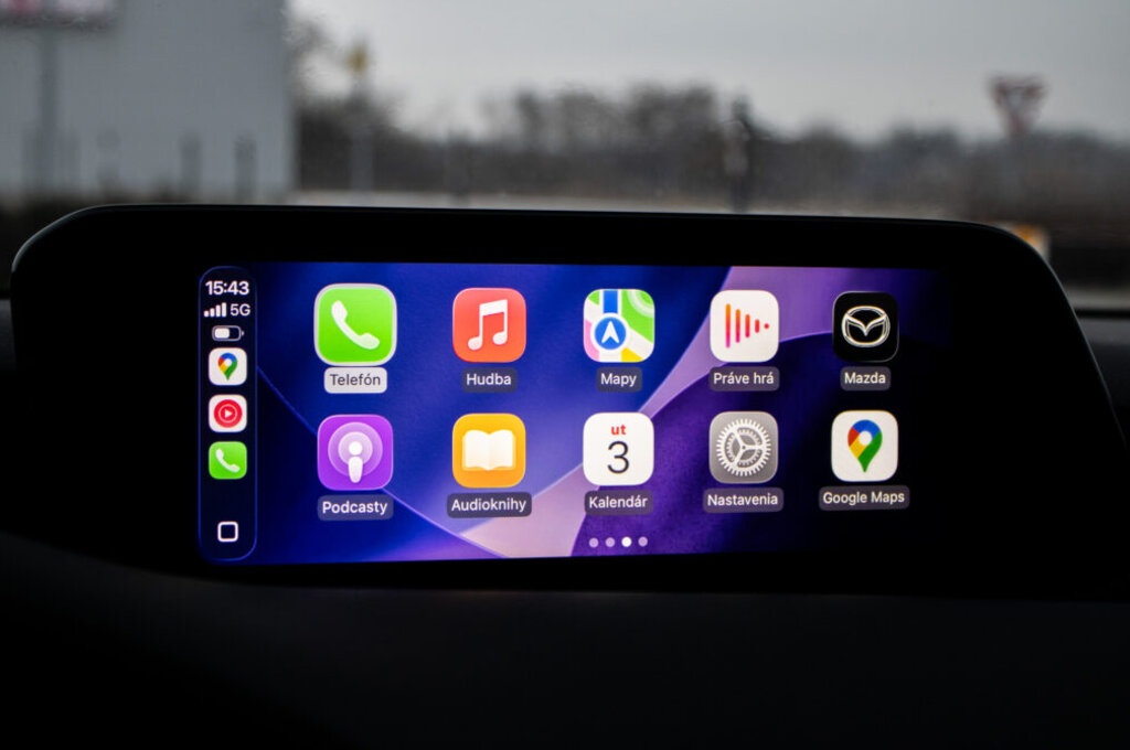 Mazda 3 90kW (2020). - 14