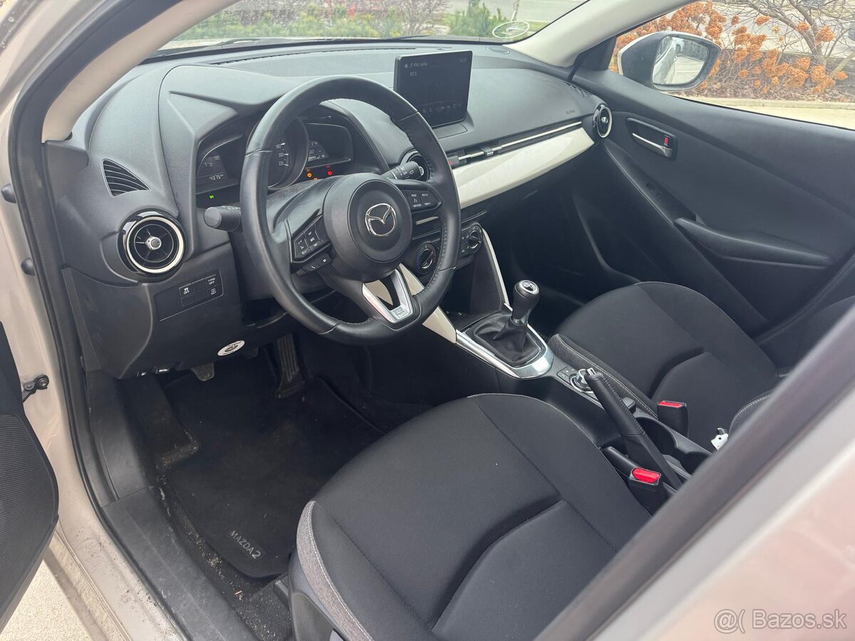 Mazda 2 e-Skyactiv G - 14