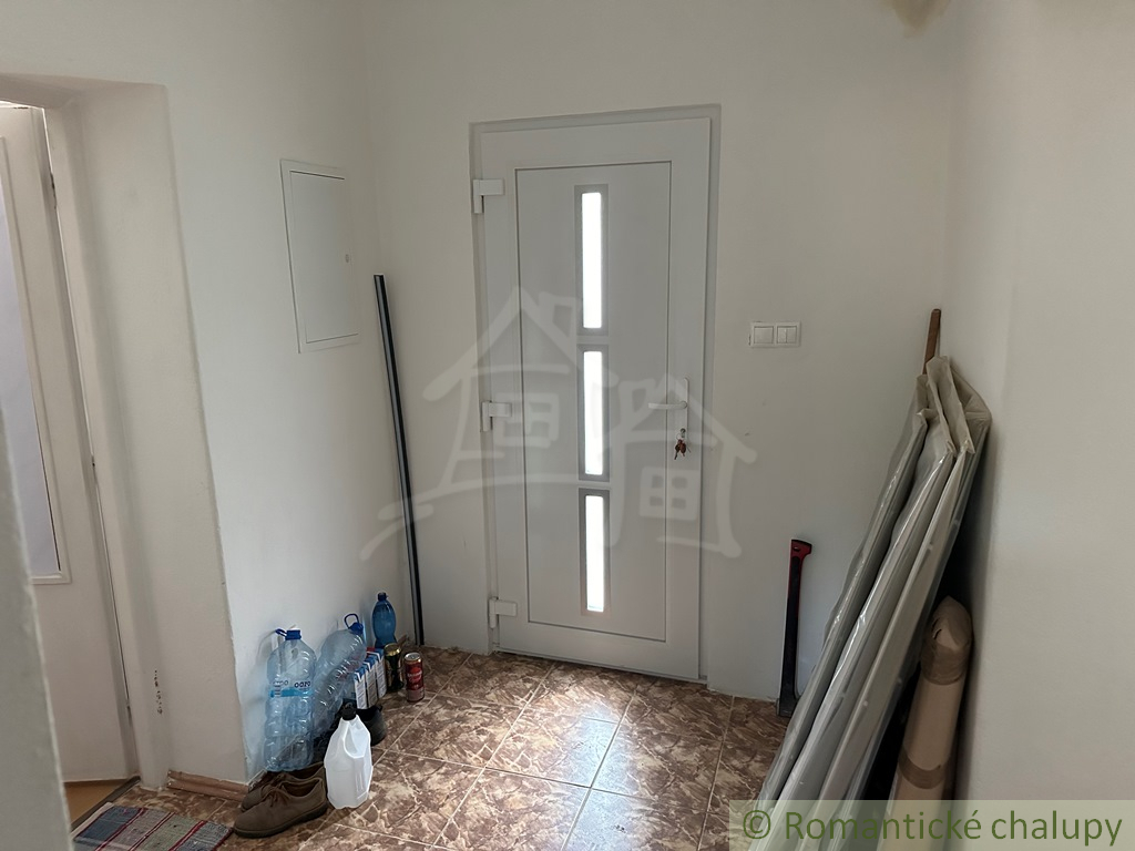 Dom po rekonštrukcii na kraji dediny v Lehote nad Rimavic - 14