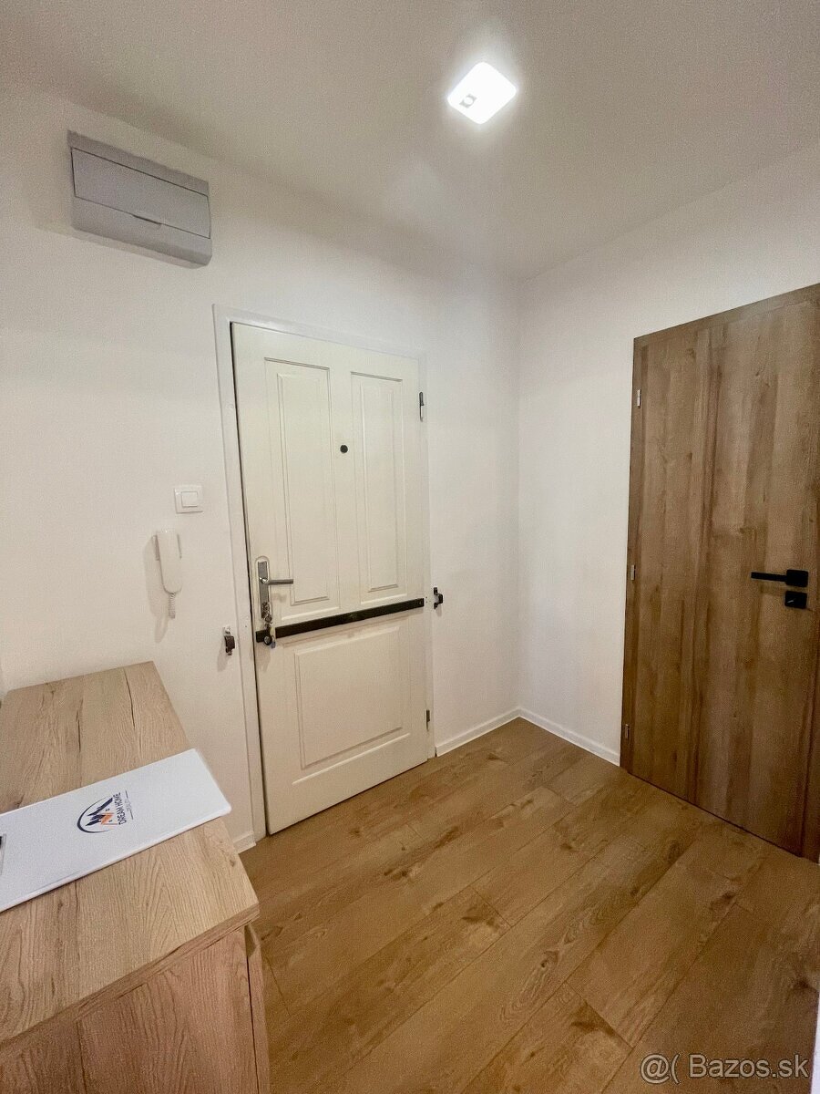 MH267-Predaj-Kvalitne zrekonštruovaný 3-izbový byt s loggiou - 14