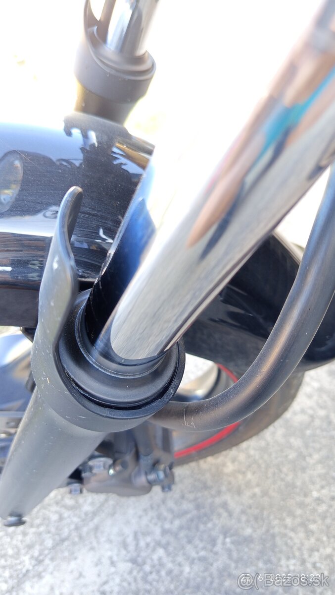 Yamaha XVS 1300 CU Custom Stryker - 14