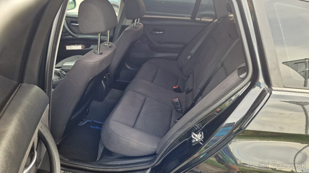 BMW e91 318i r. 2008 - 14