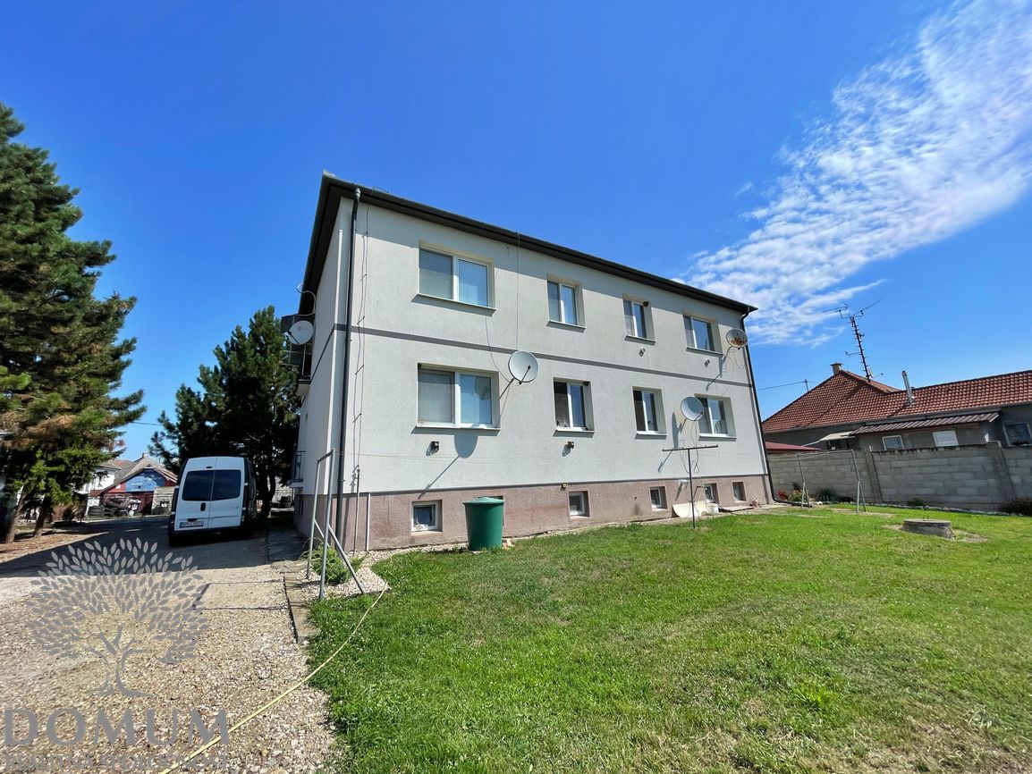INVESTIČNÁ PRÍLEŽITOSŤ - 2-izbový byt (74 m²) so záhradou v - 14