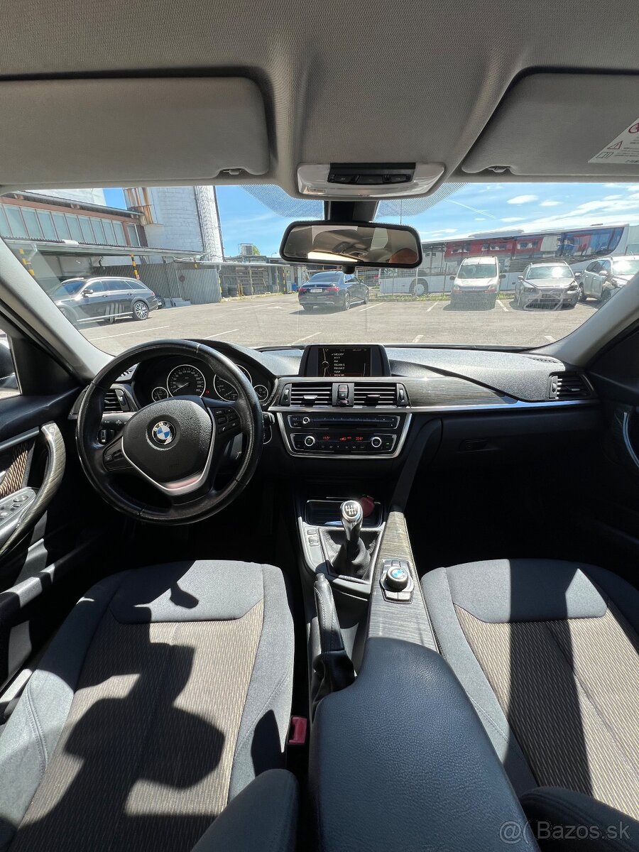 BMW Rad 3 F31 320D Luxury - 14