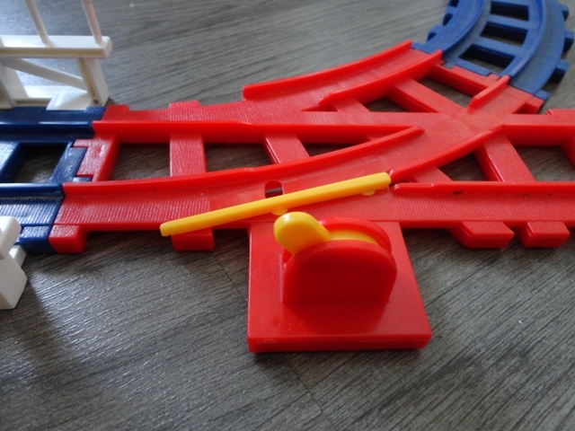 Elektrický VLÁČIK so zvukom - plastový - 14