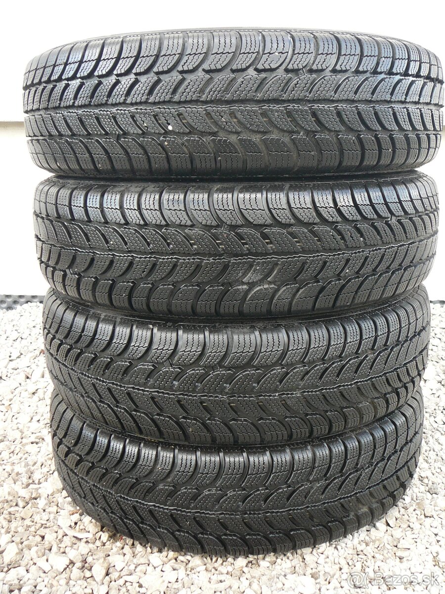 PNEUMATIKY ZIMNE R15 - 14