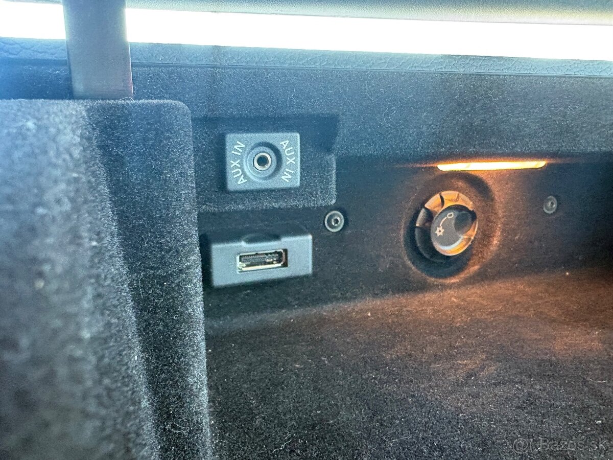 Volkswagen Multivan DSG - 14