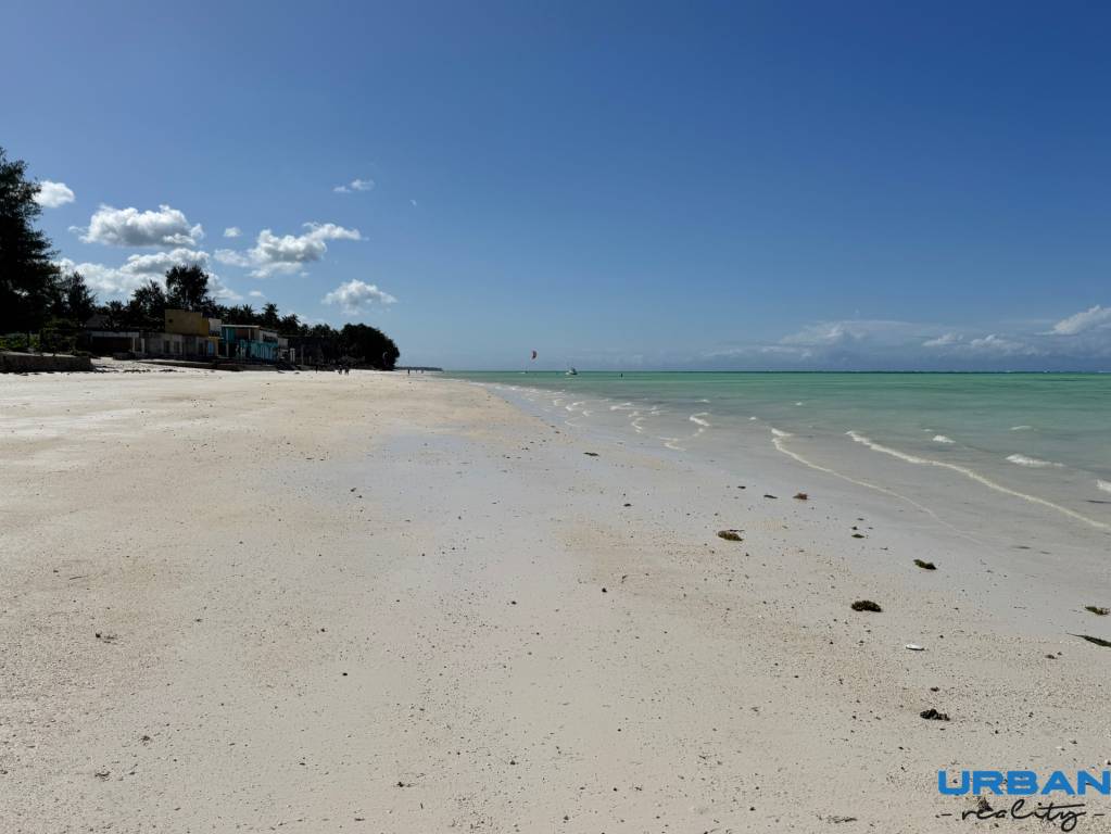 NA PREDAJ ROZPRÁVKOVÝ BUNGALOW NA ZANZIBARE - 14