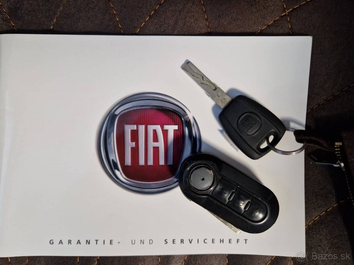 Predám Fiat Grande Punto 1.4 Benzín r.v.2009 - 14