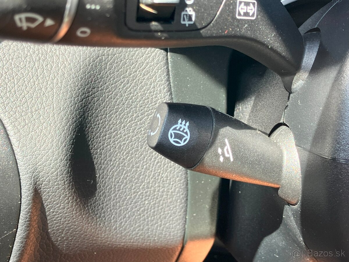 Mercedes-Benz GLC SUV 300 e 4MATIC A/T 155kW, A9, 5d - 14