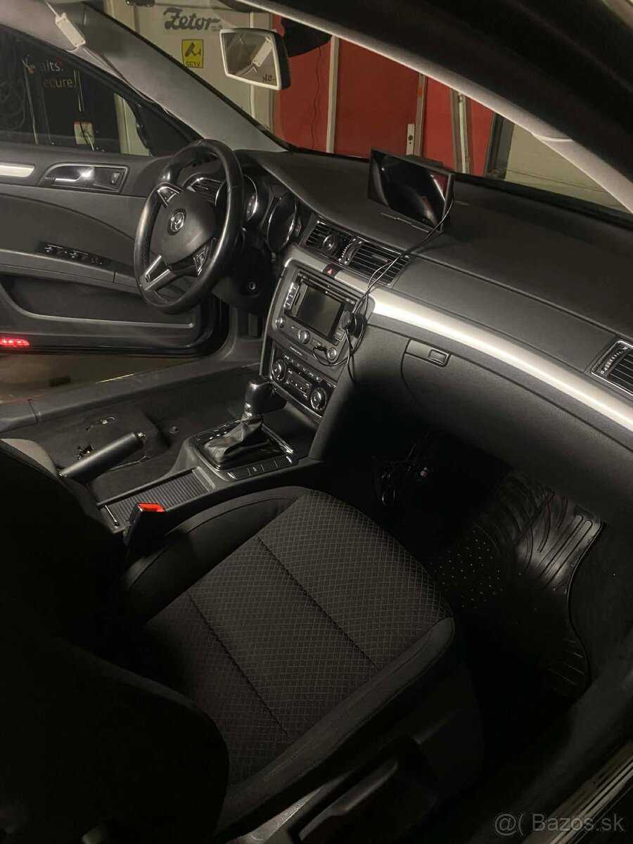 Škoda Superb II Facelift 2.0tdi 103kw DSG - 14