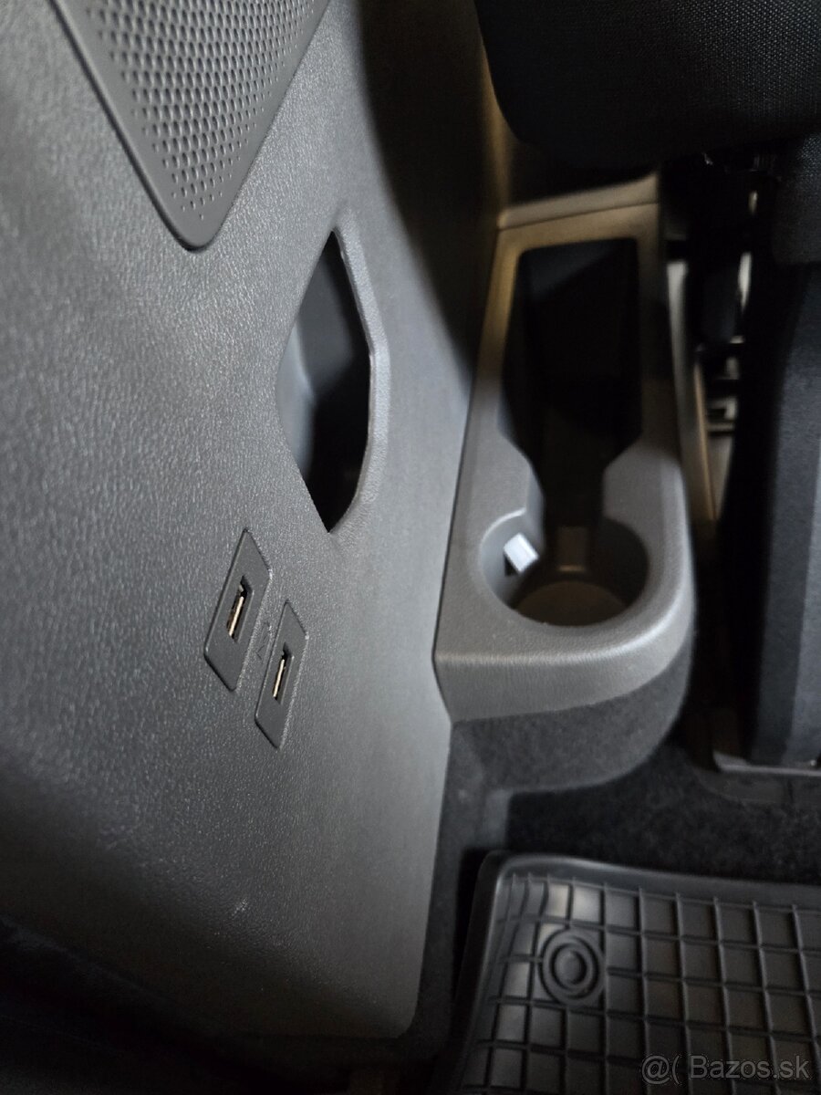 Predám Ford Tourneo custom 2.0 tdci 110 kw R.v. 2023 - 14