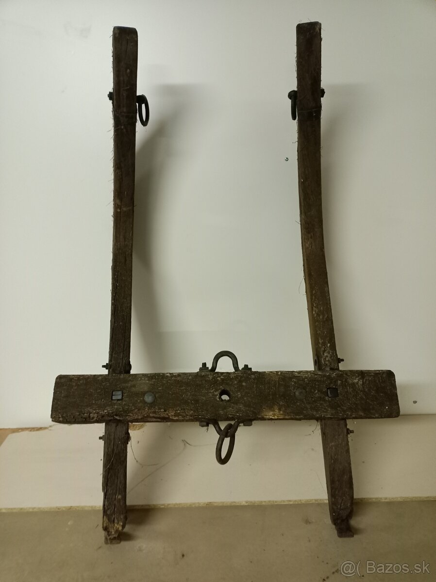 Staré konské vozy, rebriňaky, rozložené - 14