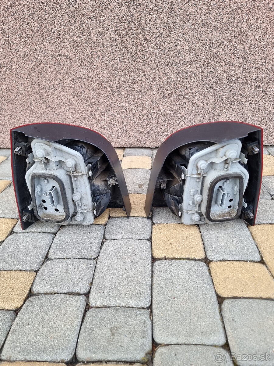 VW Polo 9N predná kapota - 14