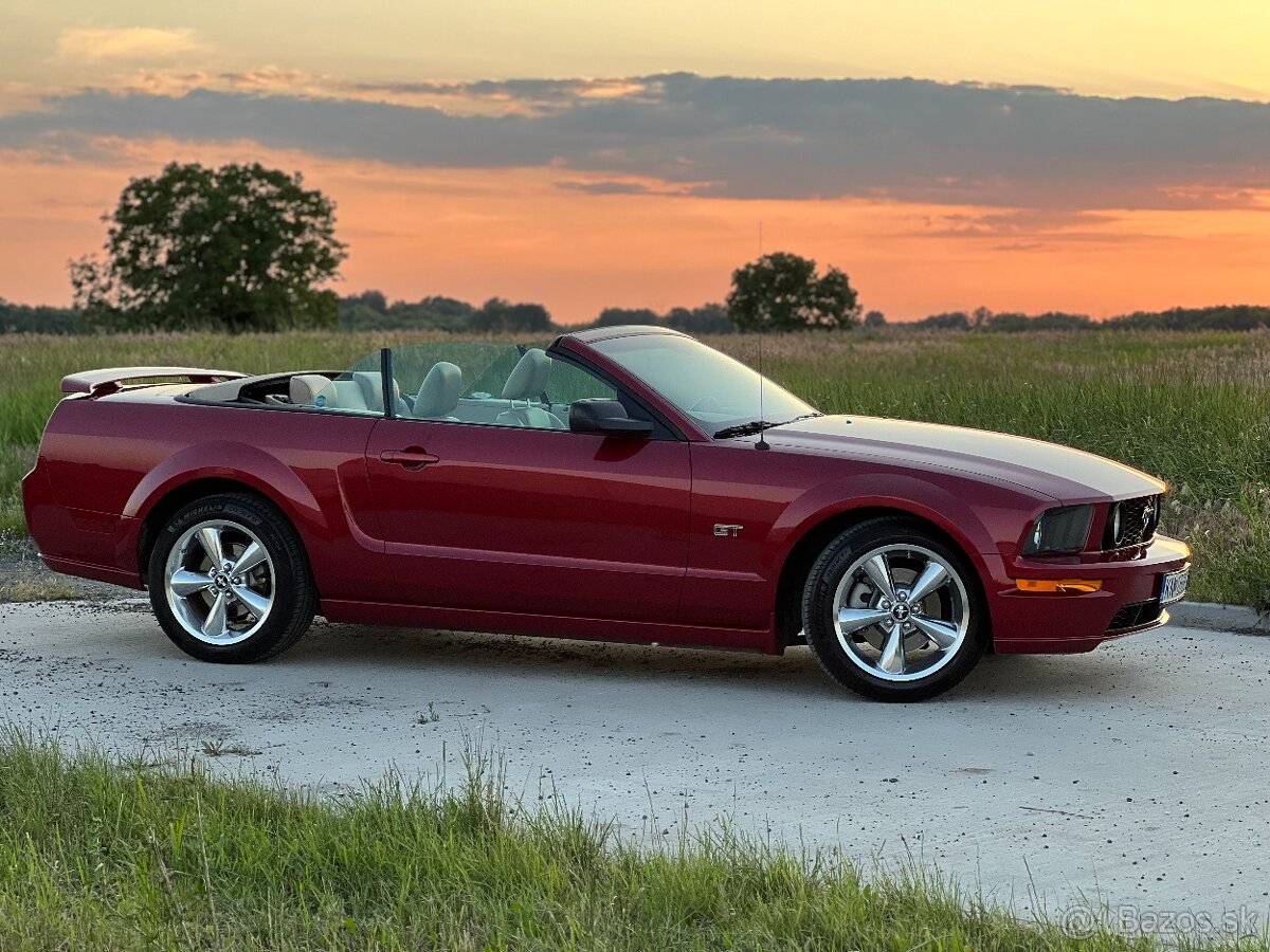 Ford Mustang GT Convertible 4.6L - Premium Edition bl. koža - 14