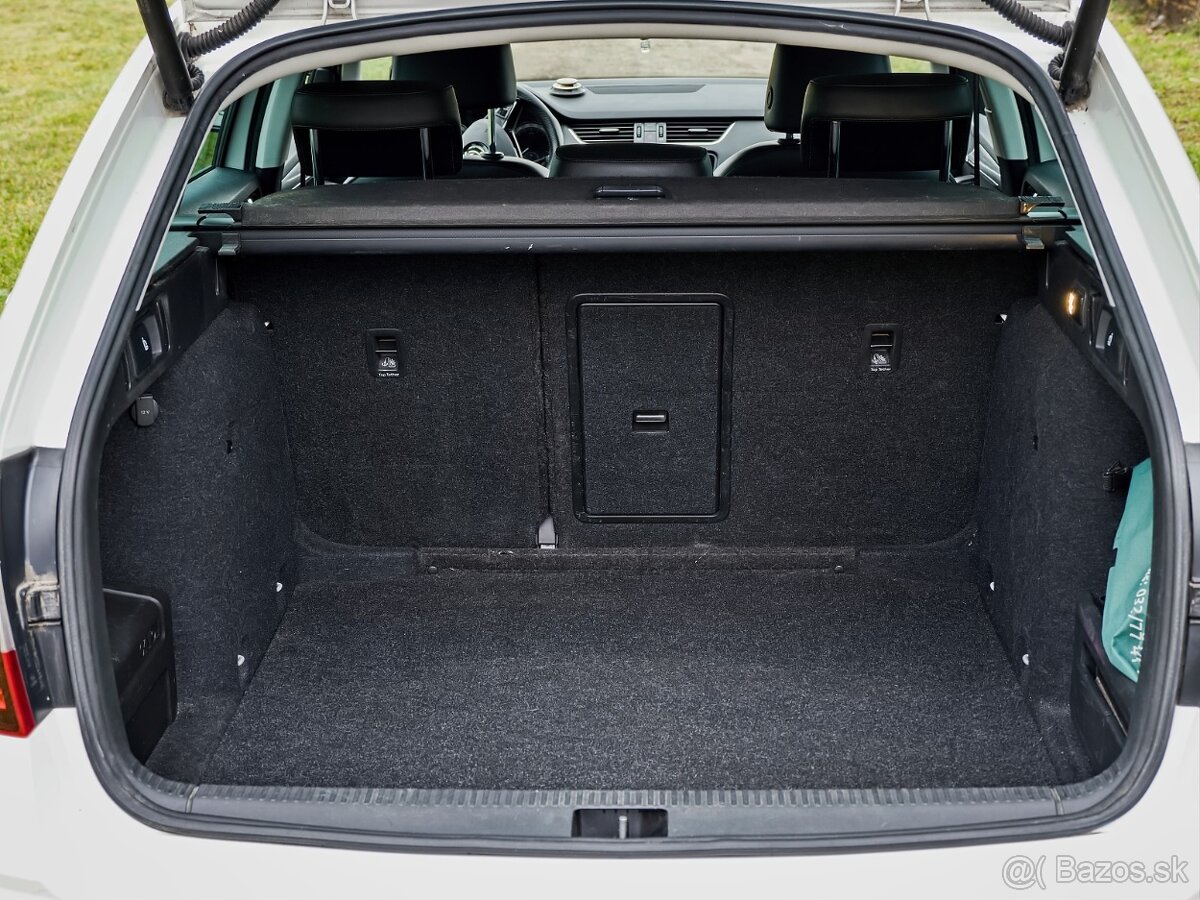 Škoda Octavia Combi - 14