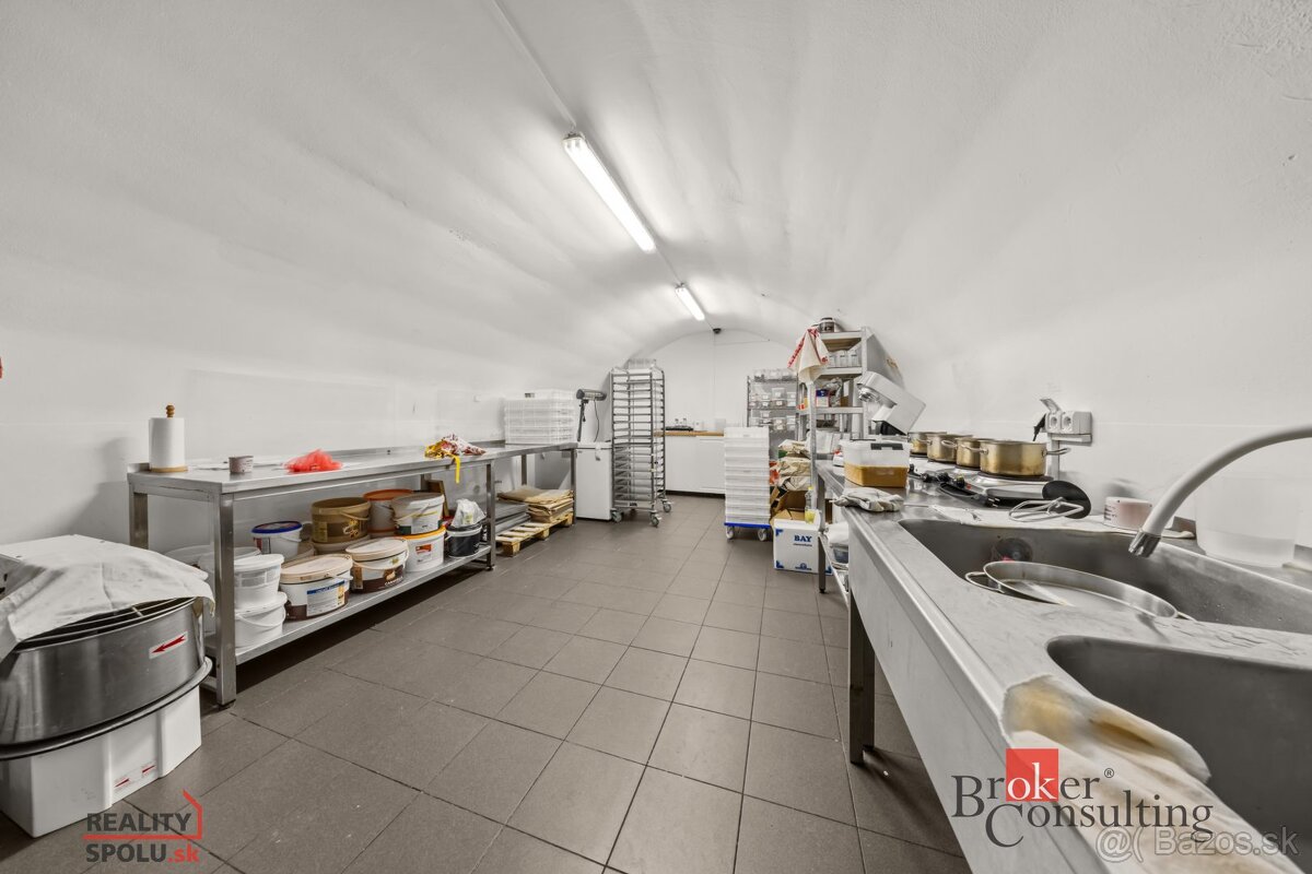 |PREDANÉ| Vstupná brána do centra Banskej Štiavnice - Komerč - 14