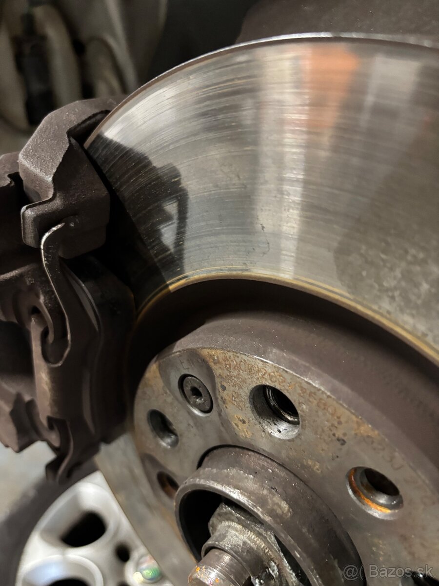 Predám alfa romeo 159 1.9jtd 110kw - 14