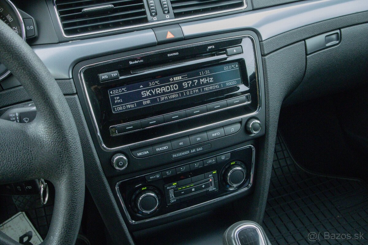 Škoda Superb 2 / II. Combi 1.6 TDI CR Elegance - 14