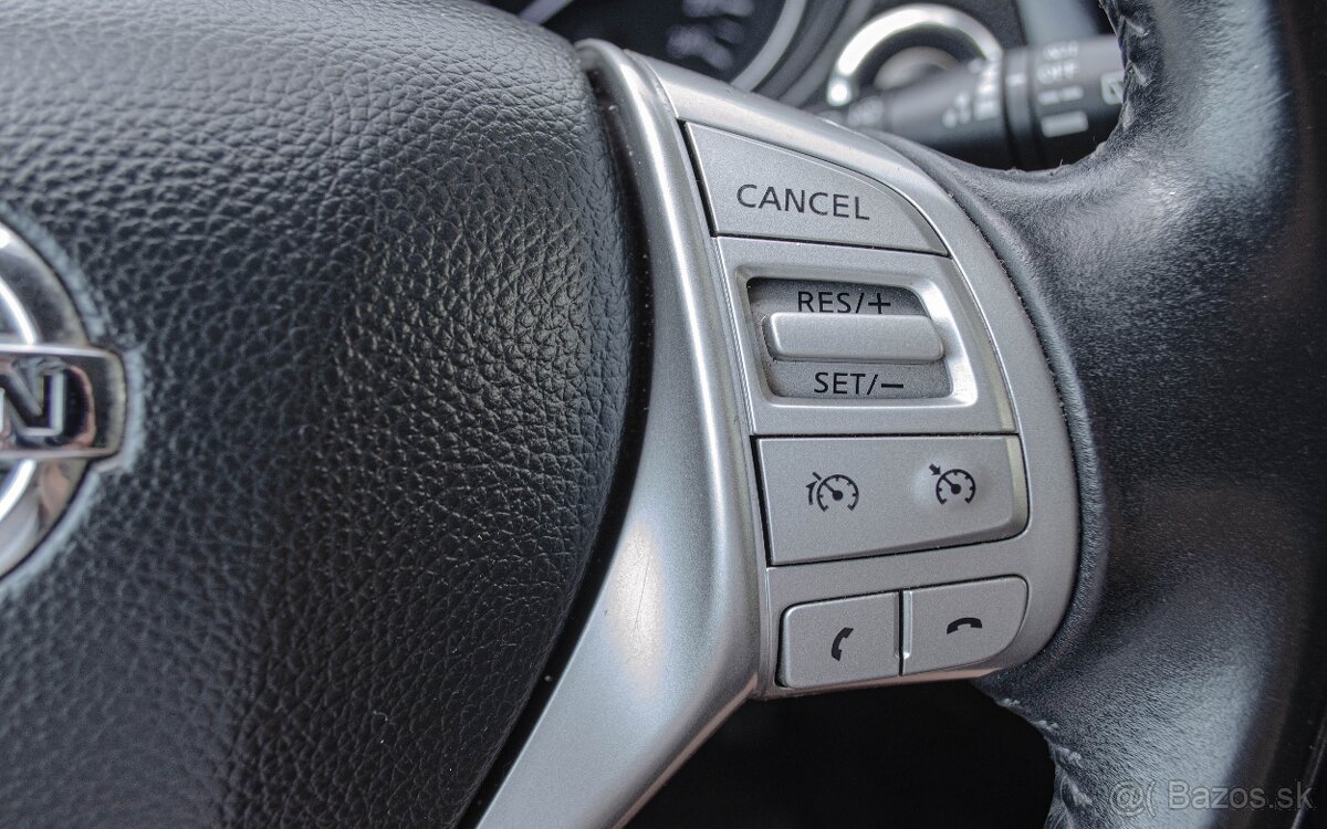 Nissan Qashqai 1.5 dCi Tekna - 14