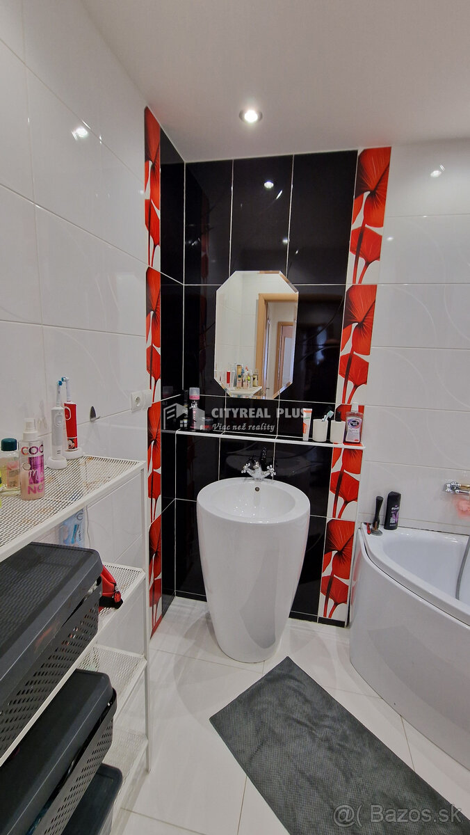 Ponúkam NA PREDAJ 3 izbový byt 82m2 Nové Zámky - 14