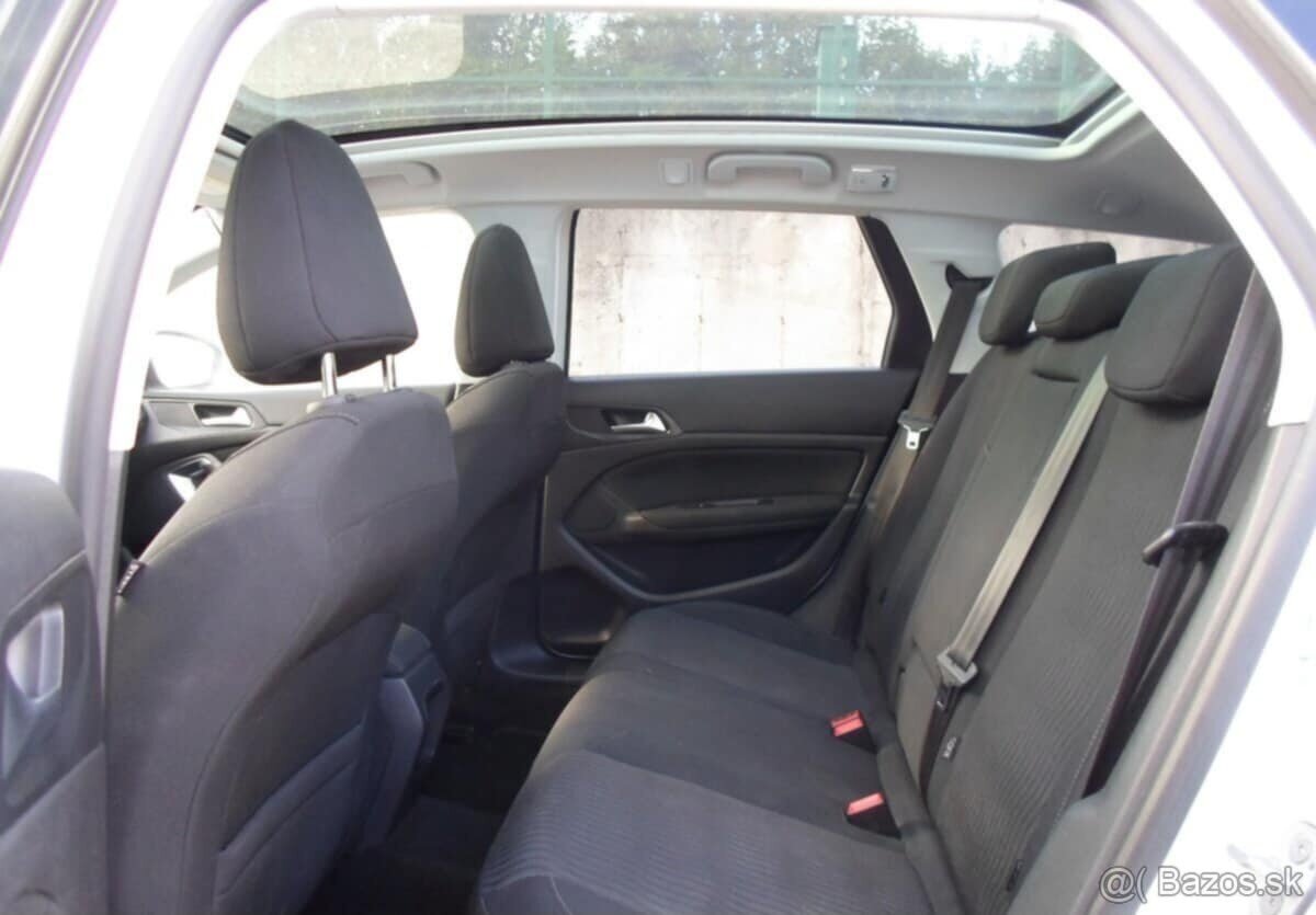 Peugeot 308 SW 1.2 e-THP - 14