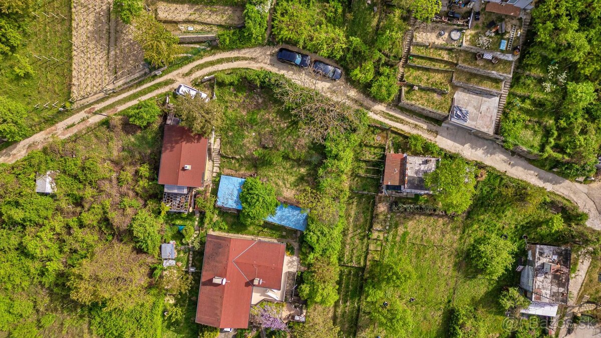 NA PREDAJ: Fantastická príležitosť Pozemok s dokonalým výhľ - 14