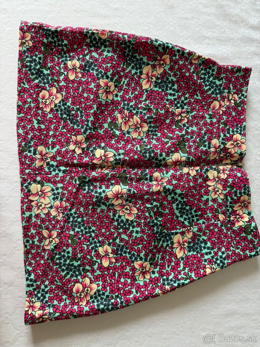 Viacere kusy oblecenia - 14