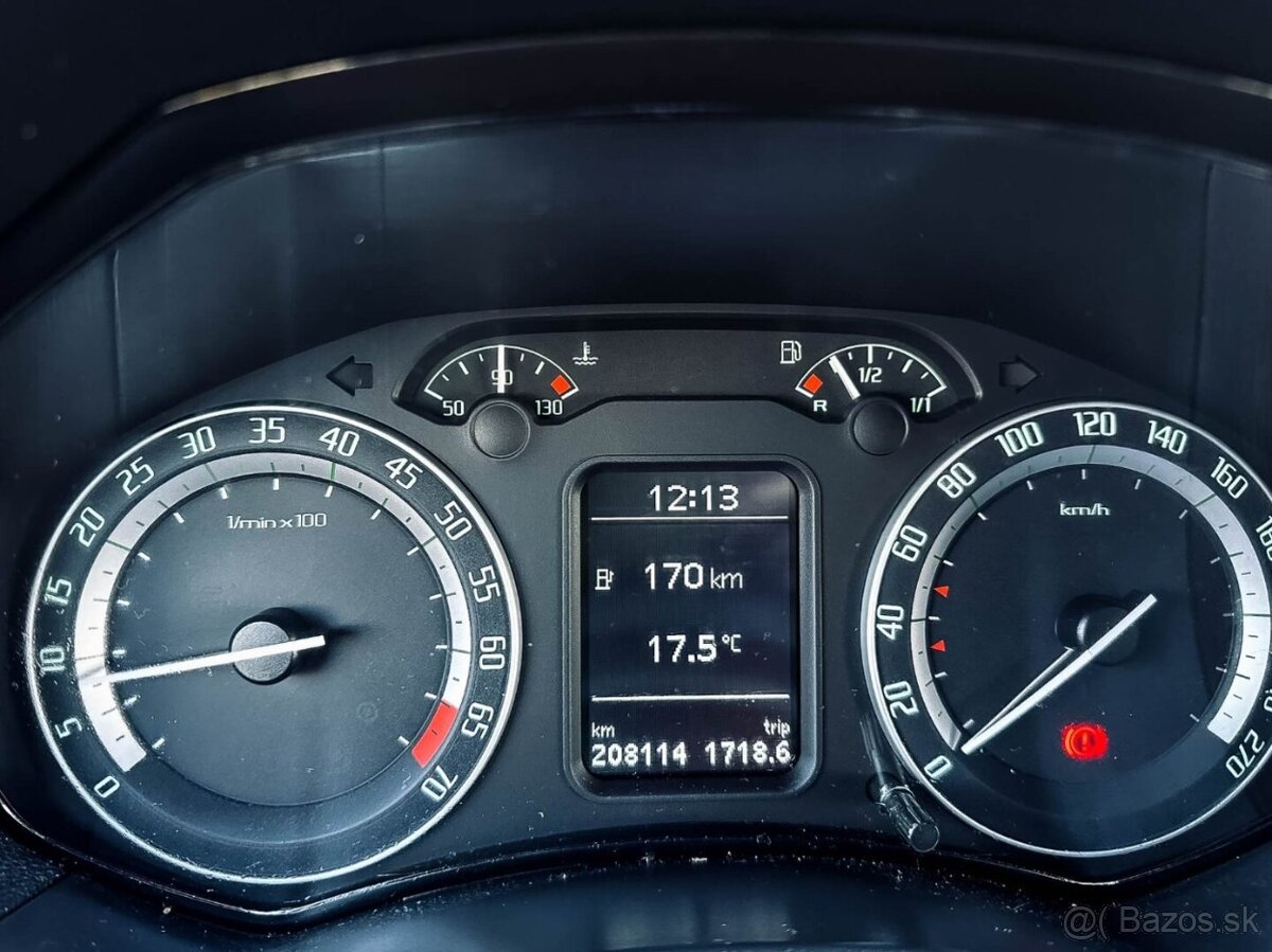 Škoda Octavia 2.0 TFSI RS 147 kW - 14