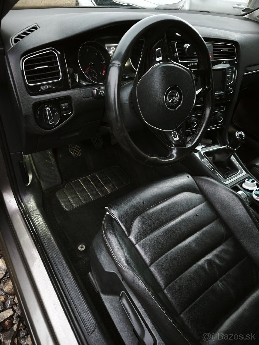 Predam vw golf 7 variant Highline 1,6 tdi 77kw - 14