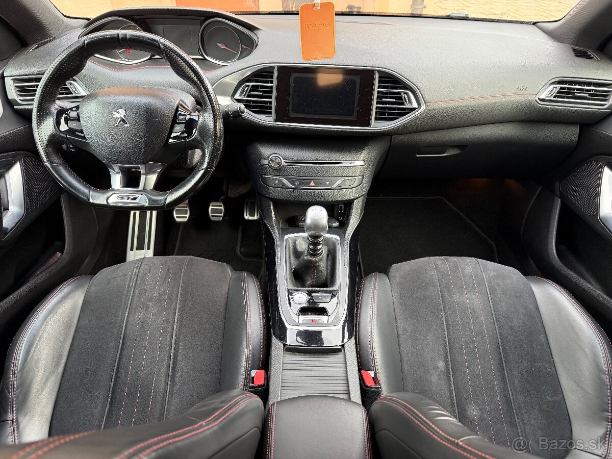 Peugeot 308 GT, 1.6i, 151Kw, rok 2016 - 14
