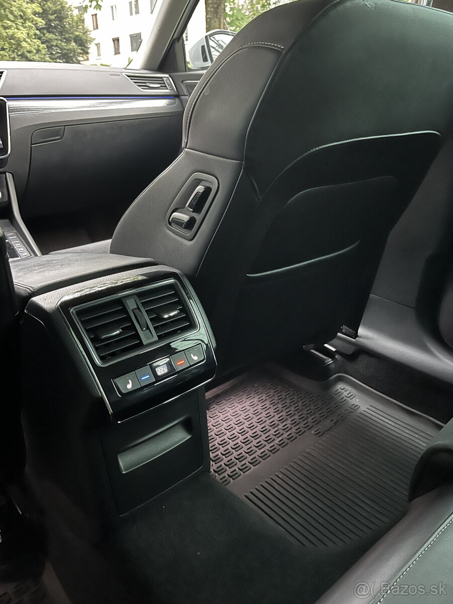 Skoda Superb 2.0 TDI JOY PLUS - 14