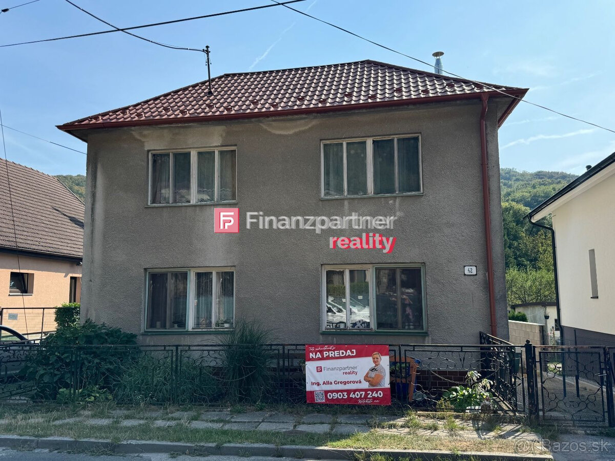 Ponúkame na predaj 5 izb. rodinný dom s garážou na pozemku 9 - 14