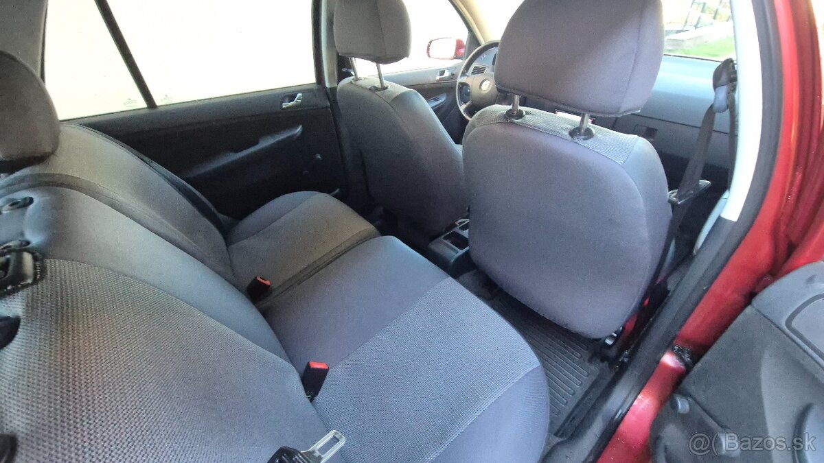 Predám motorové vozidlo ŠKODA FABIA COMBI 1.2 HTP 47kW - 14