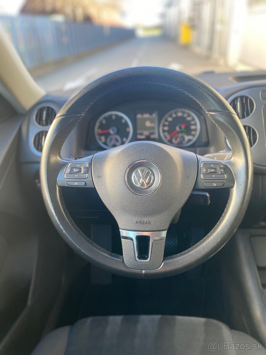 VW Tiguan 2.0tdi 4motion - 14
