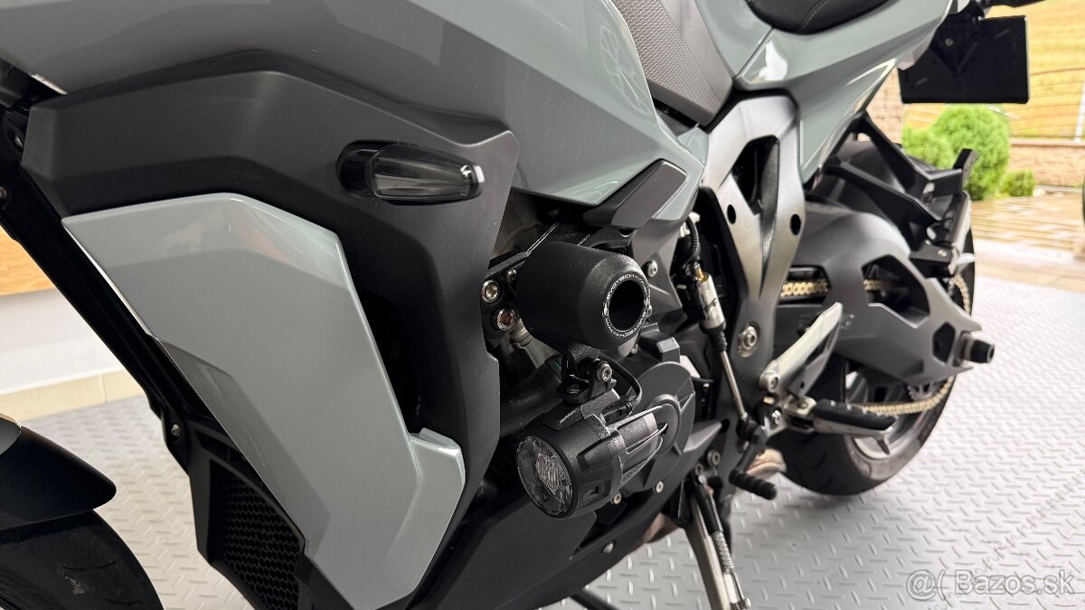 BMW S1000XR 2020 - 14