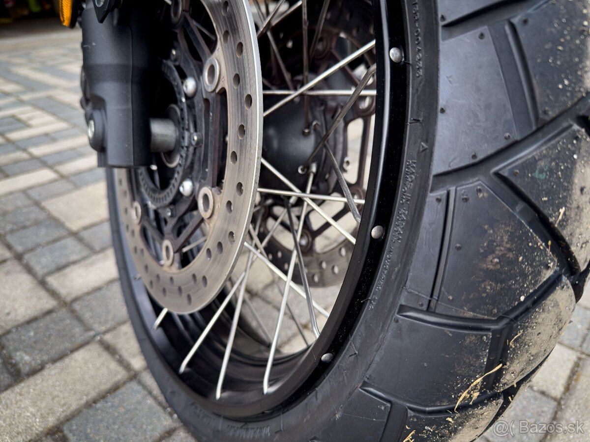 Honda X-ADV 750 - 14