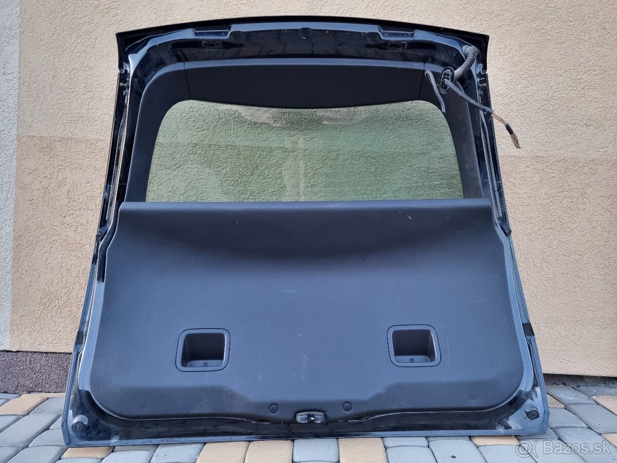 citroen c4 picasso zadné svetlá - 14