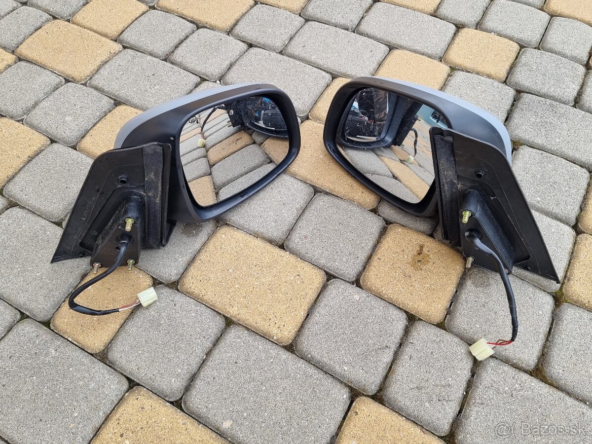 Suzuki SX4 kufrové dvere - 14