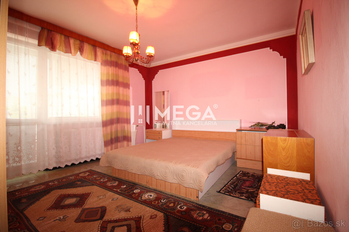 NA PREDAJ: Priestranný 6-izbový rodinný dom Košice - Vyšné O - 14