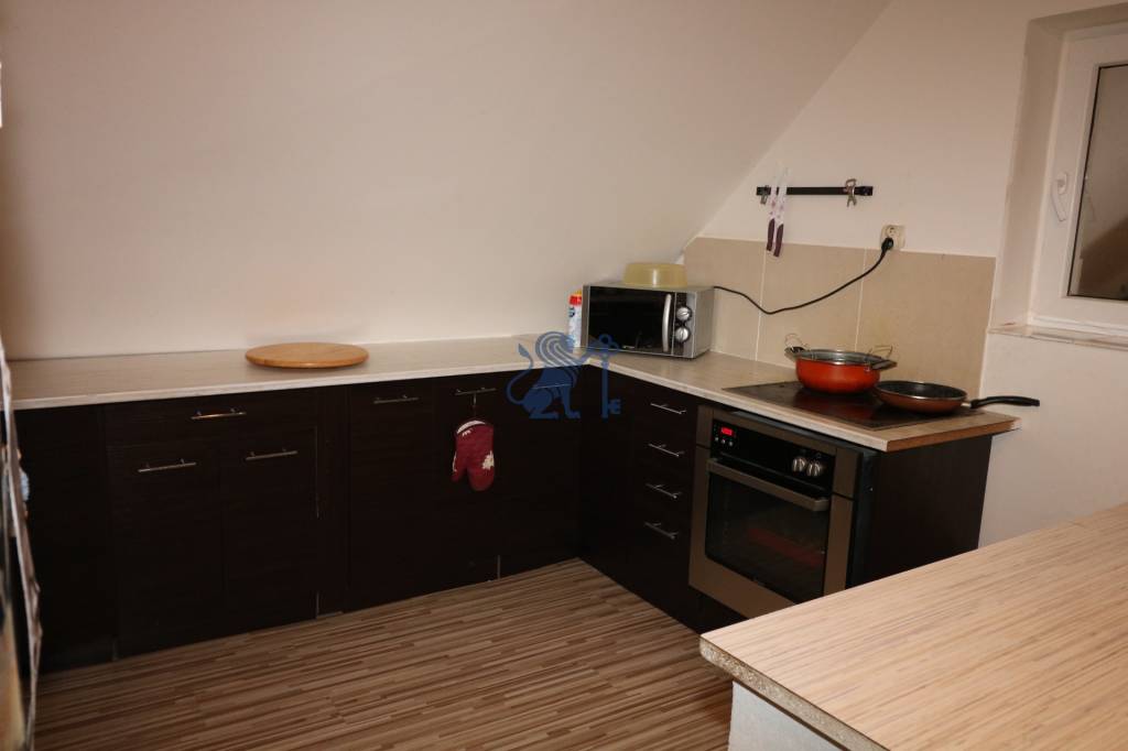 ZNÍŽENÁ cena-viacgeneračný rodinný dom v Borinke - 14