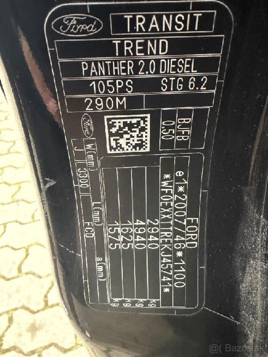 Ford Transit L2H2, 3- místné - 14