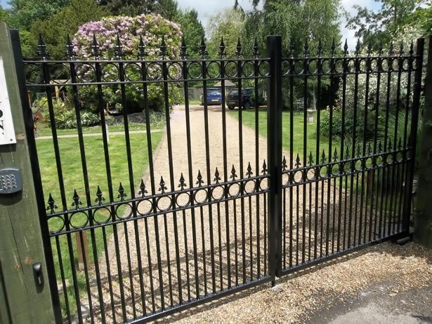 Kovové brány ploty a zábradlia - 14