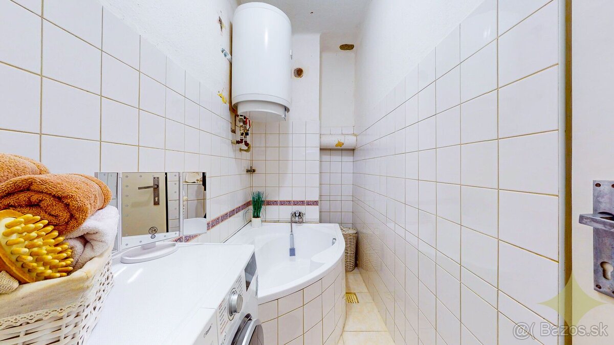 VÝRAZNE ZNÍŽENÁ CENA - NAJLACNEJŠÍ dom s DVOJGARÁŽOU, DVOROM - 14