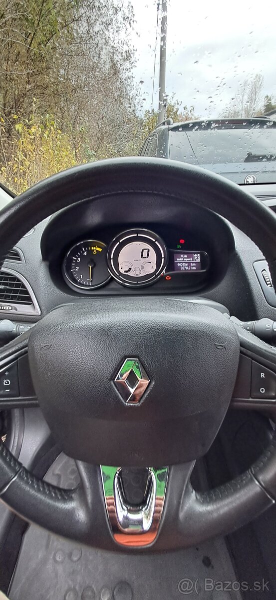 Renault Megane Gradtour 1.5DCI Automat 2015 Limited - 14