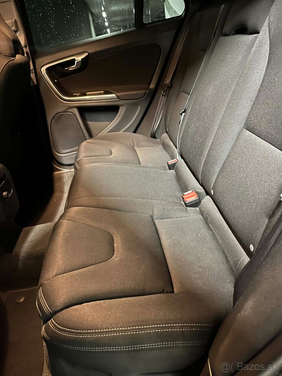 Volvo V60 automat - 14