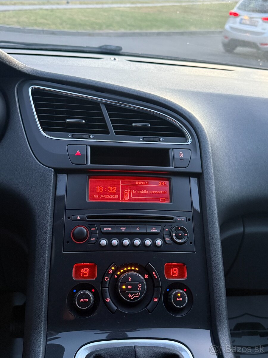 Peugeot 5008 1.6 HDI 80kw--2010--manual--147.000km - 14